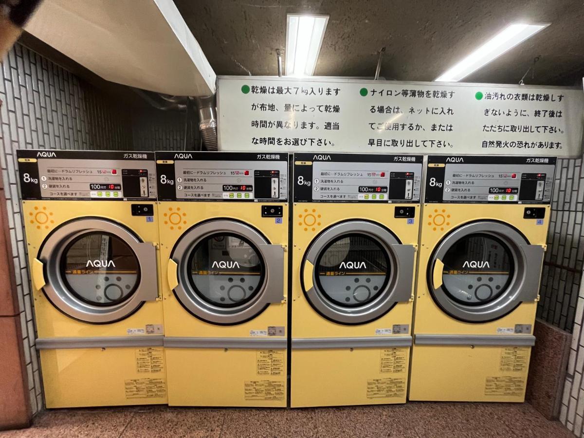 デザイナーズルーム新宿 エレベーター付　繫華街に至近 最大6人 　飲食店集中　買い物便利 Tokyo prefektur Exteriör bild